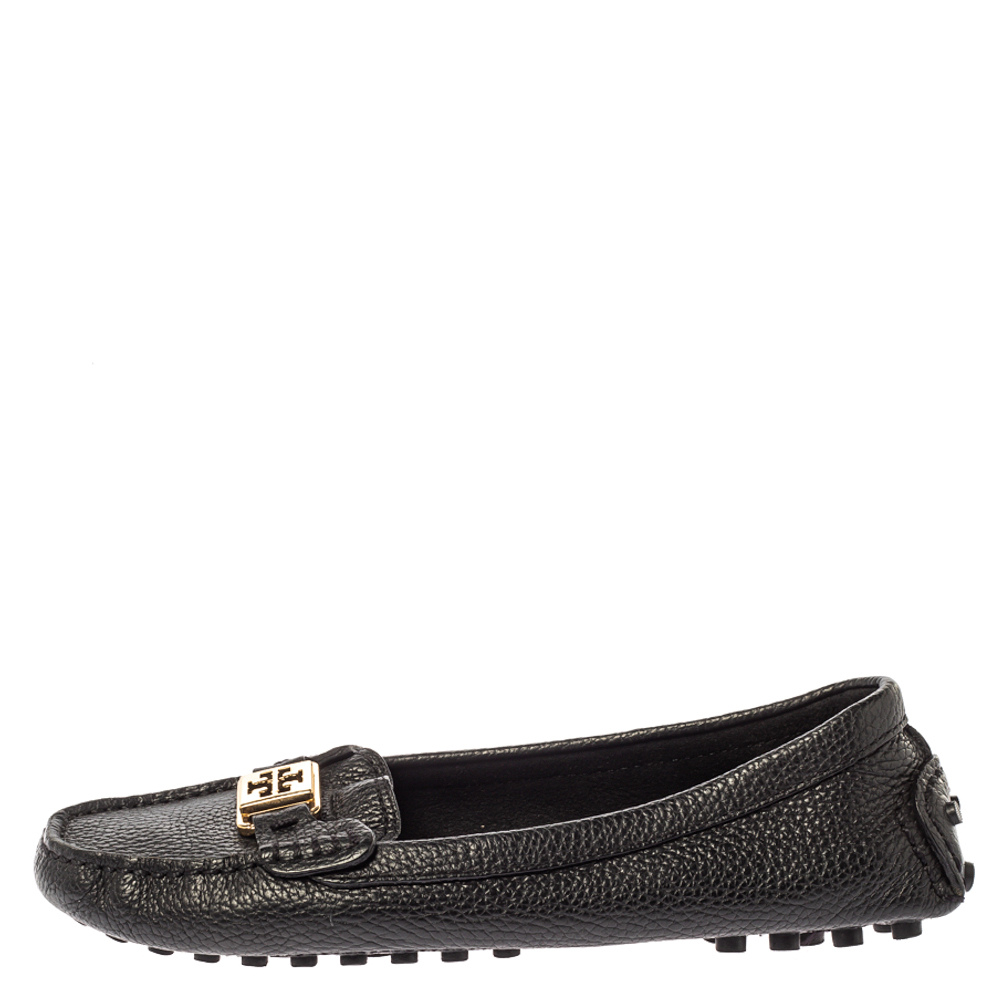

Tory Burch Black Leather Slip On Loafers Size