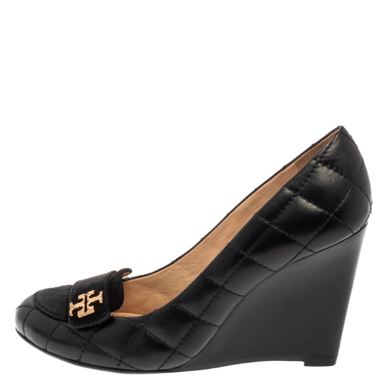 

Tory Burch Black Quilted Leather Wedge Pumps Size