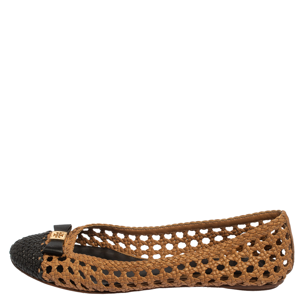 

Tory Burch Beige/Black Woven Leather Bow Ballet Flats Size