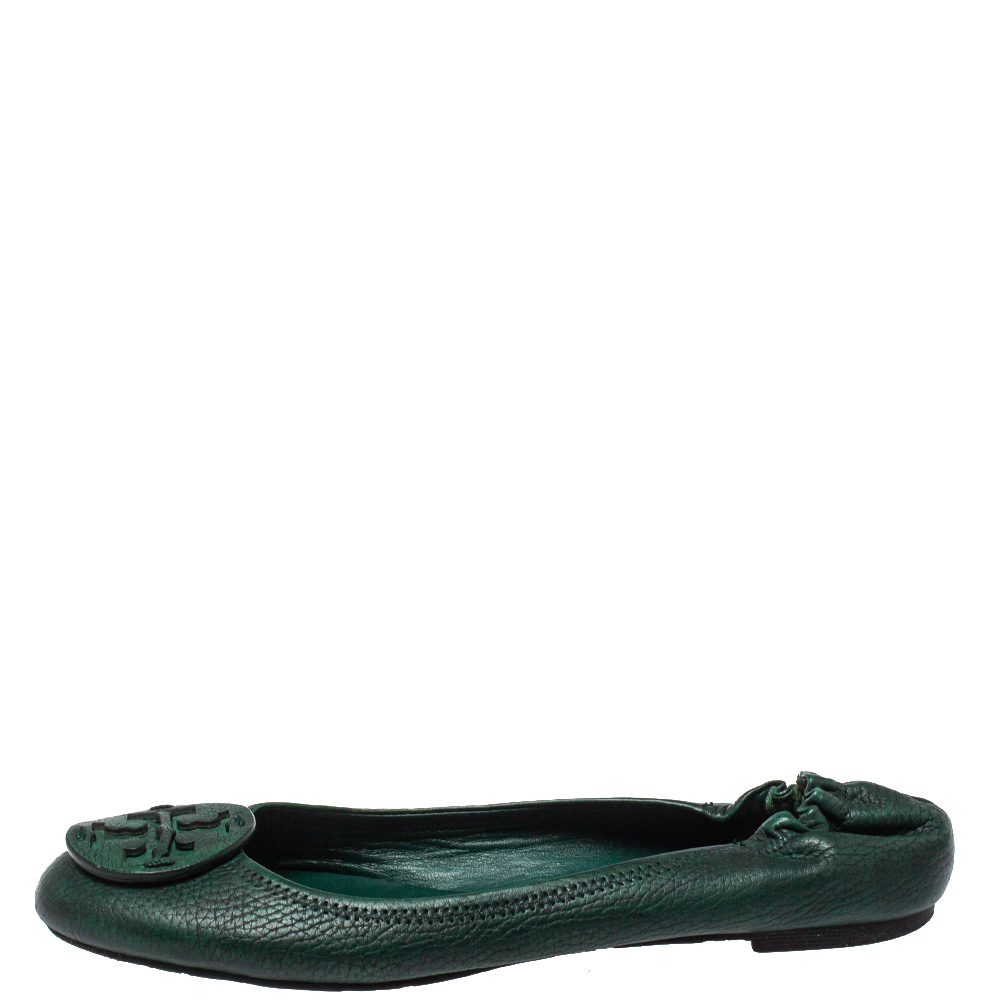 

Tory Burch Green Leather Reva Scrunch Ballet Flats Size