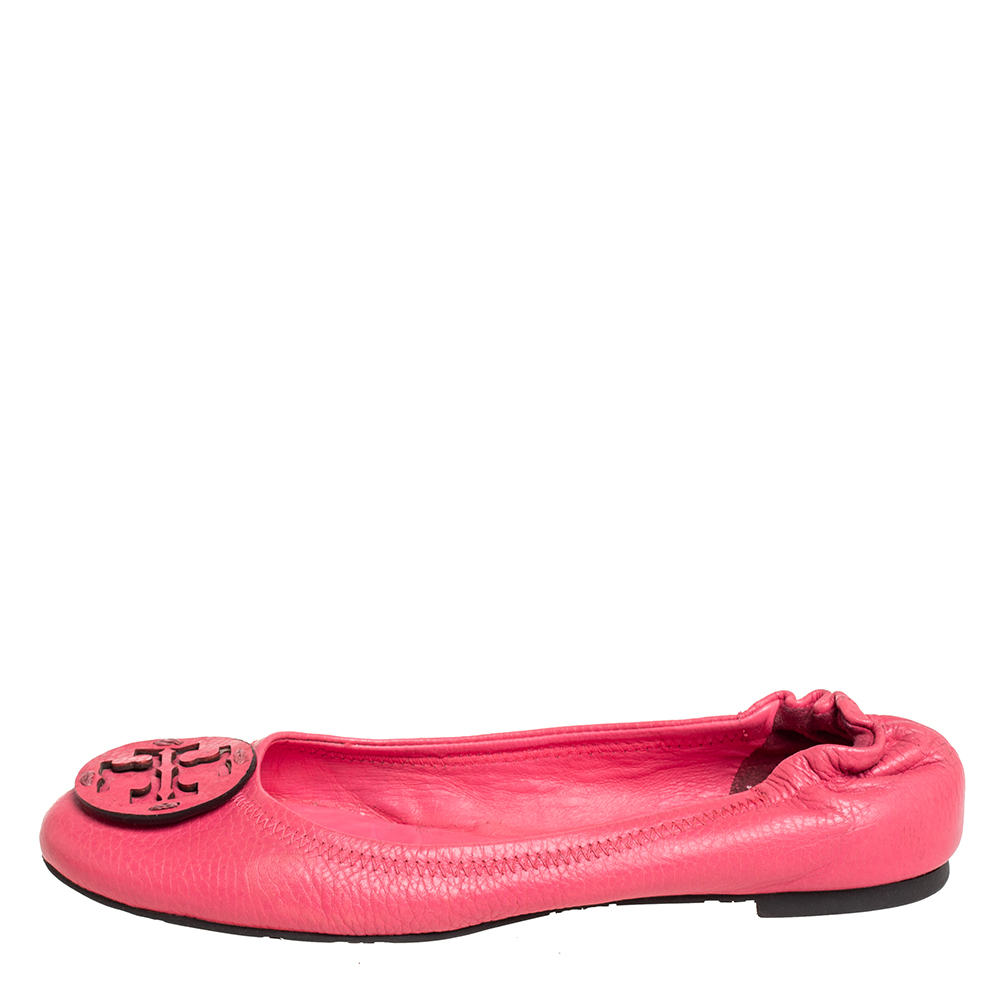 

Tory Burch Pink Leather Reva Scrunch Ballet Flats Size