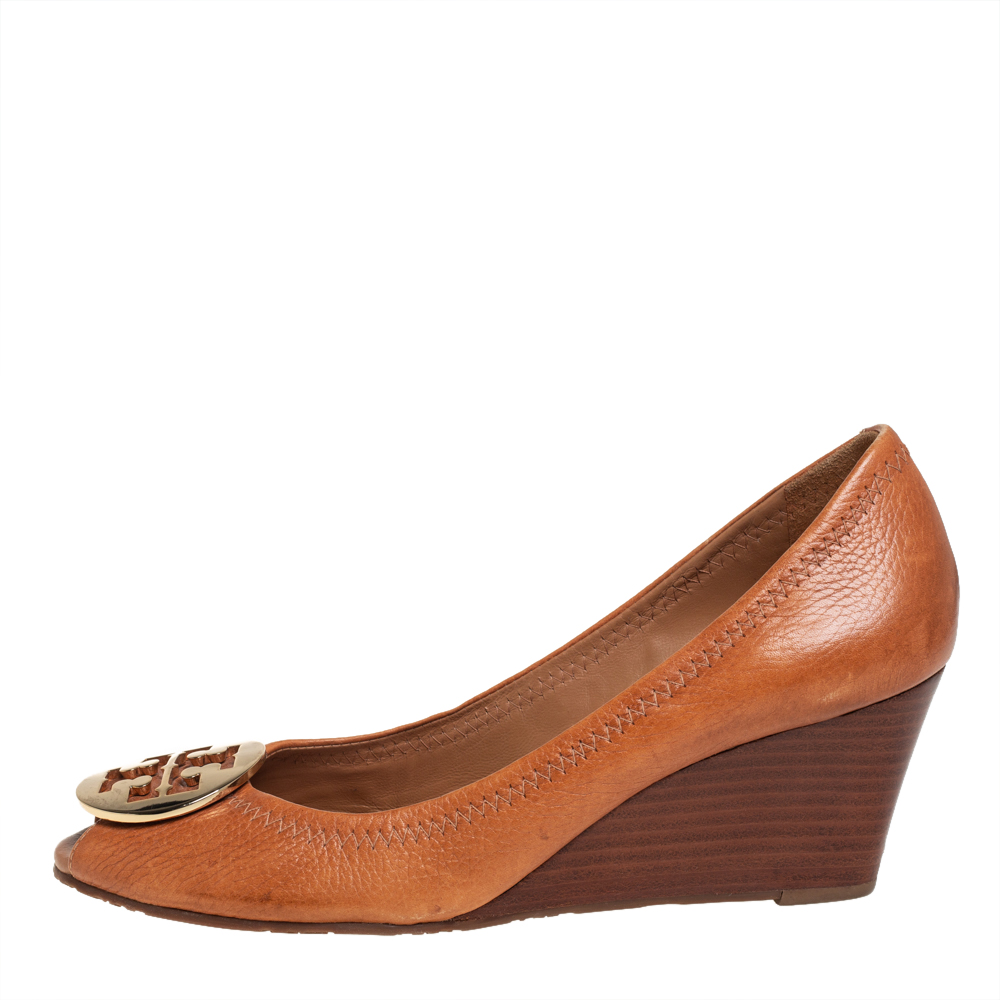 

Tory Burch Brown Leather Wedge Pumps Size