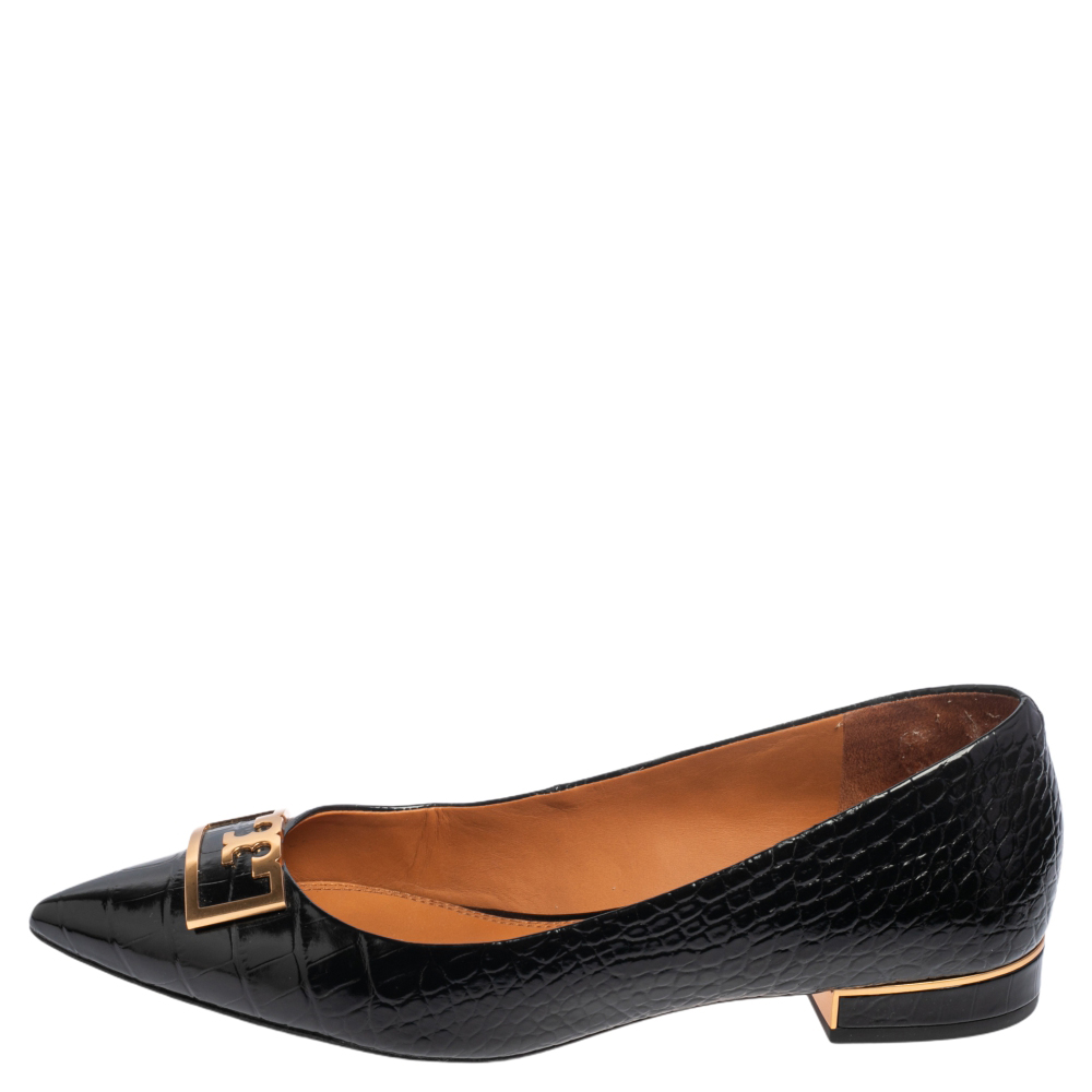 

Tory Burch Black Croc Embossed Leather Pointed Toe Flats Size