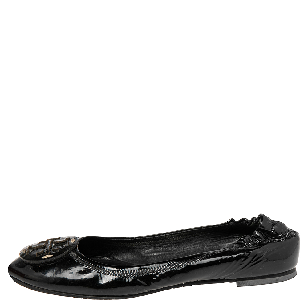 

Tory Burch Black Patent Reva Scrunch Ballet Flats Size