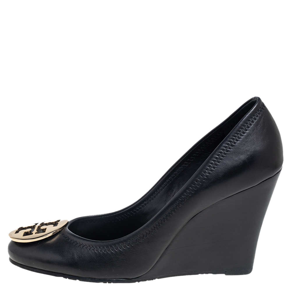 

Tory Burch Black Leather Chelsea Wedge Pumps Size, Blue