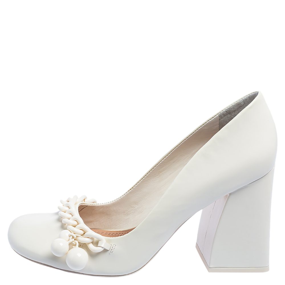 

Tory Burch White Glossy Leather Addison Pumps Size
