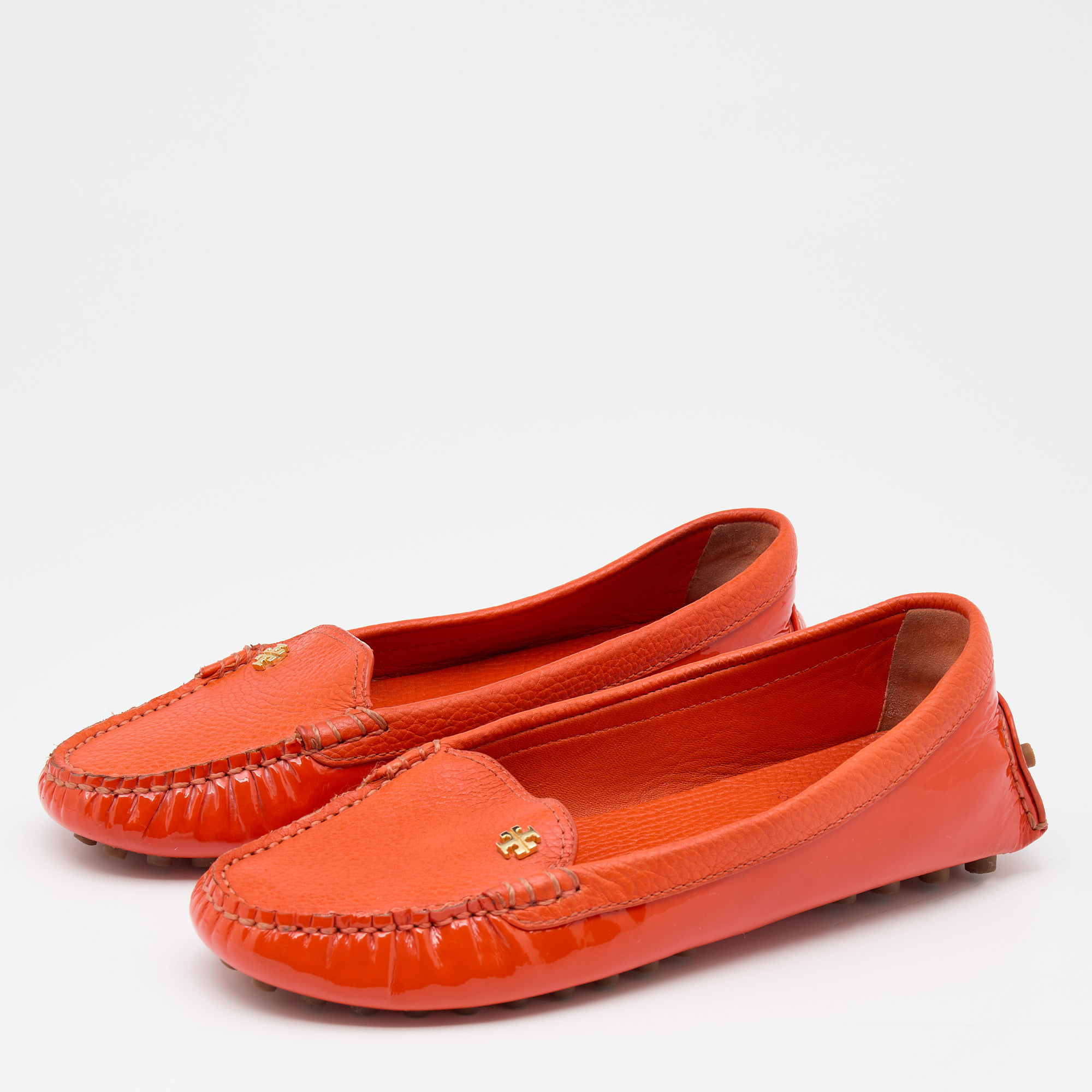 

Tory Burch Orange Patent And Leather Slip On Loafers Size