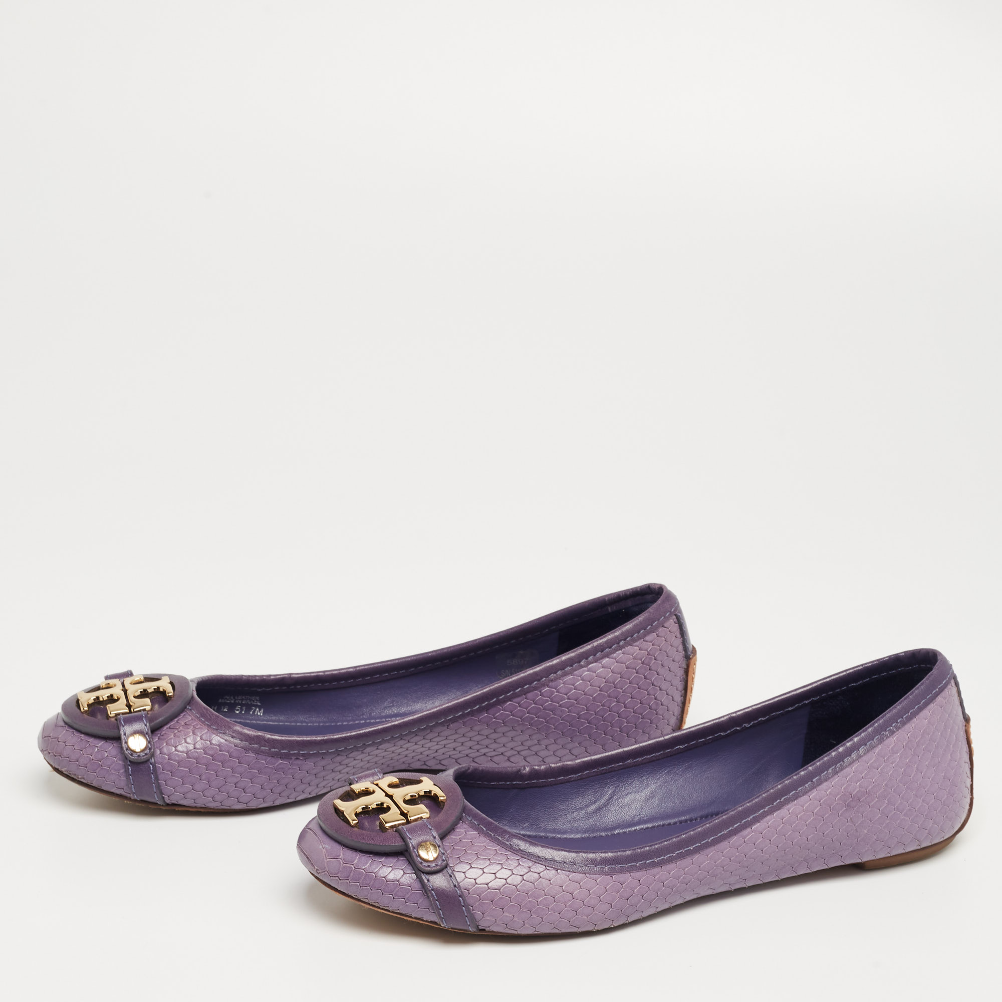 

Tory Burch Purple Snakeskin Embossed Leather Aaden Ballet Flats Size