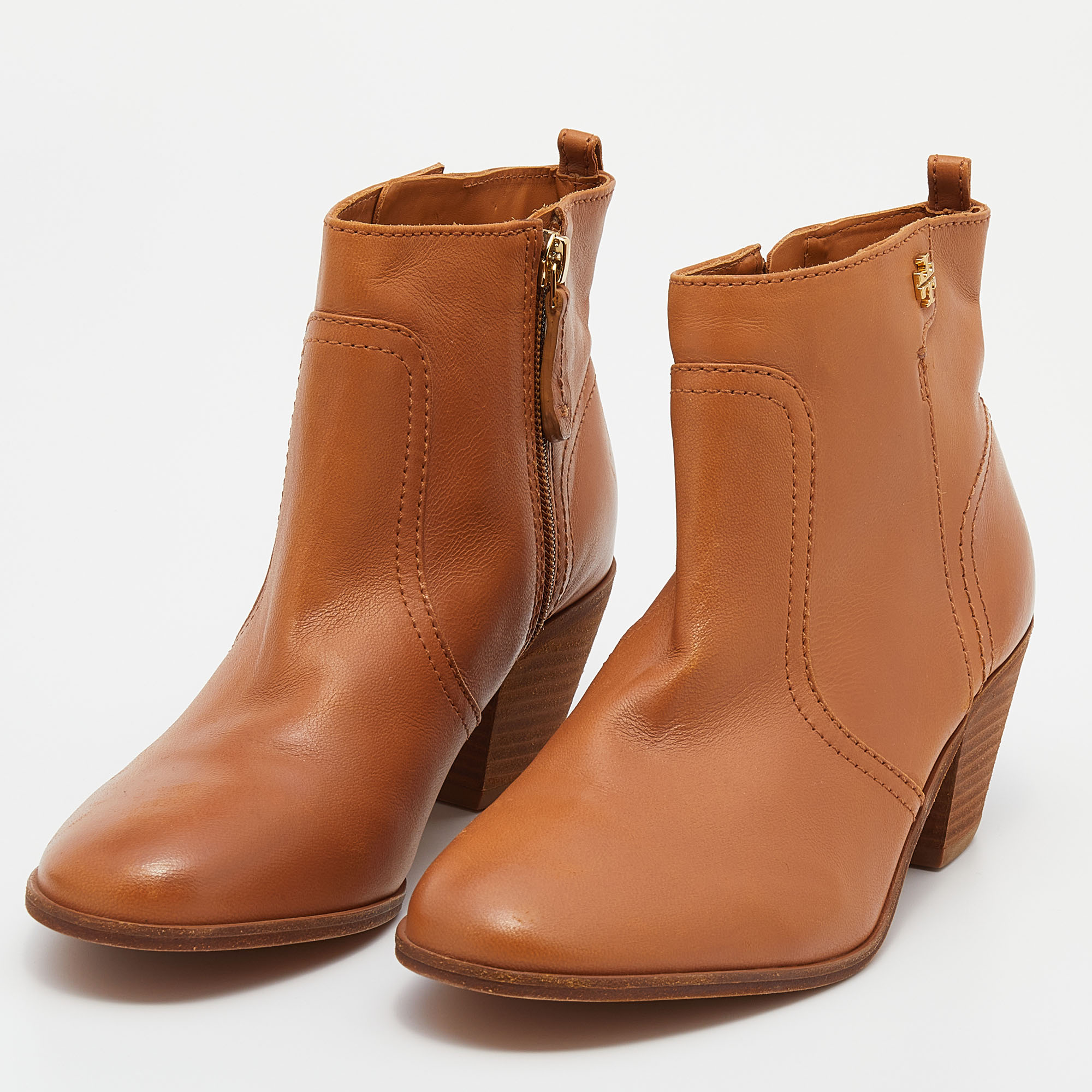 

Tory Burch Tan Leather Ankle Boots Size