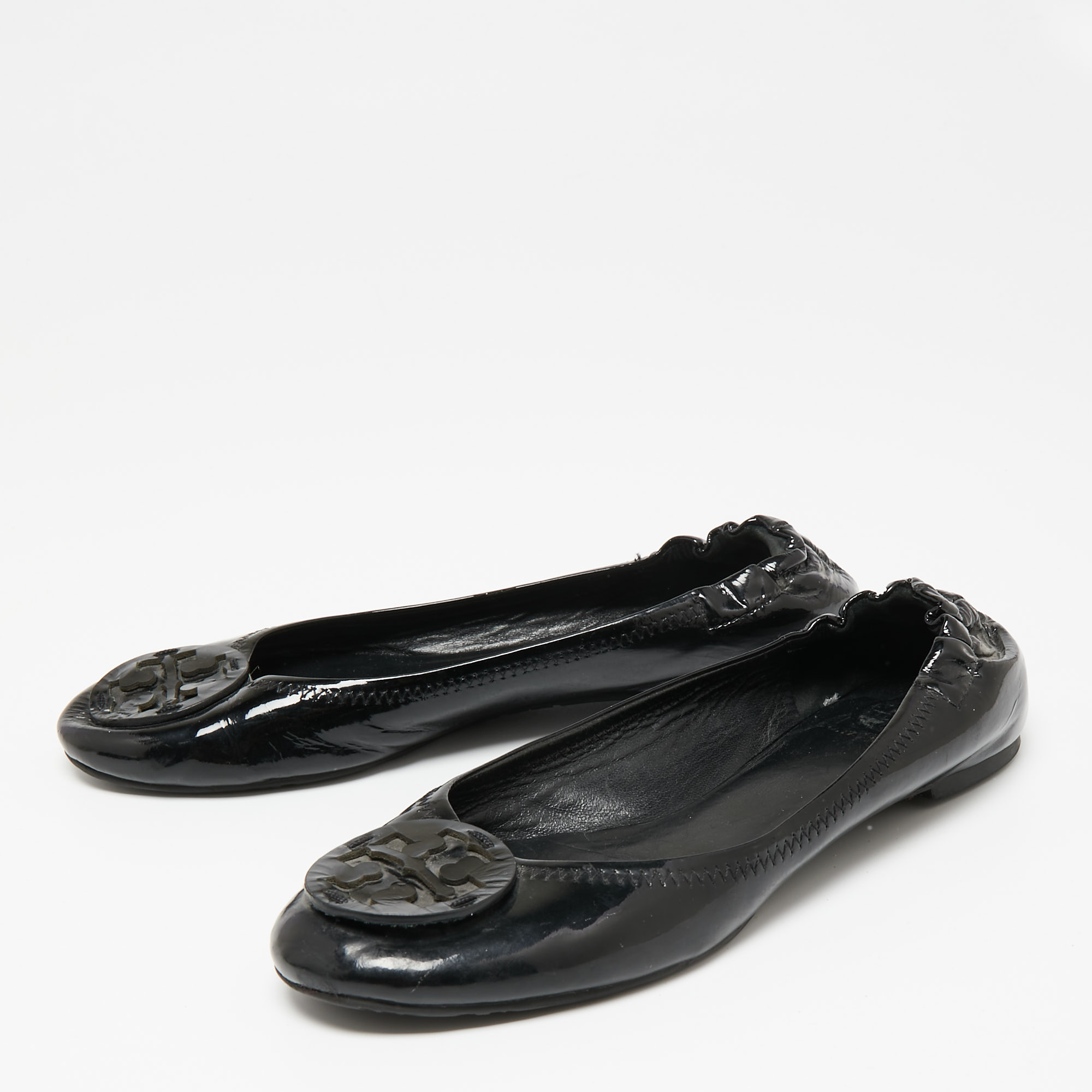 

Tory Burch Black Patent Leather Reva Scrunch Ballet Flats Size