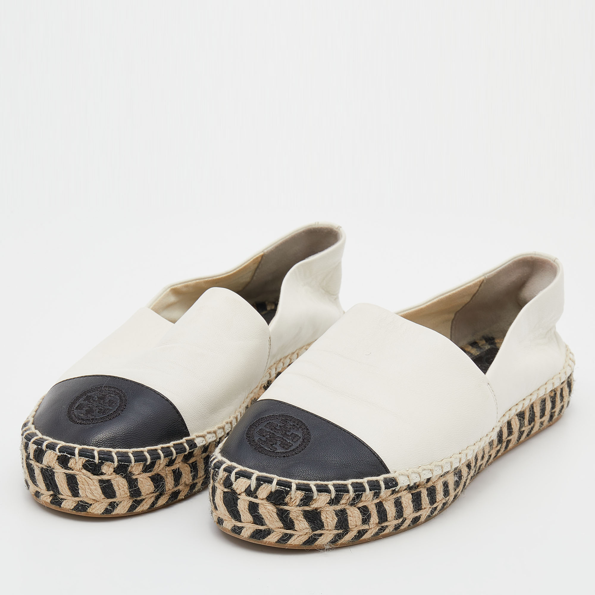

Tory Burch White/Black Leather Cap Toe Espadrille Flats Size