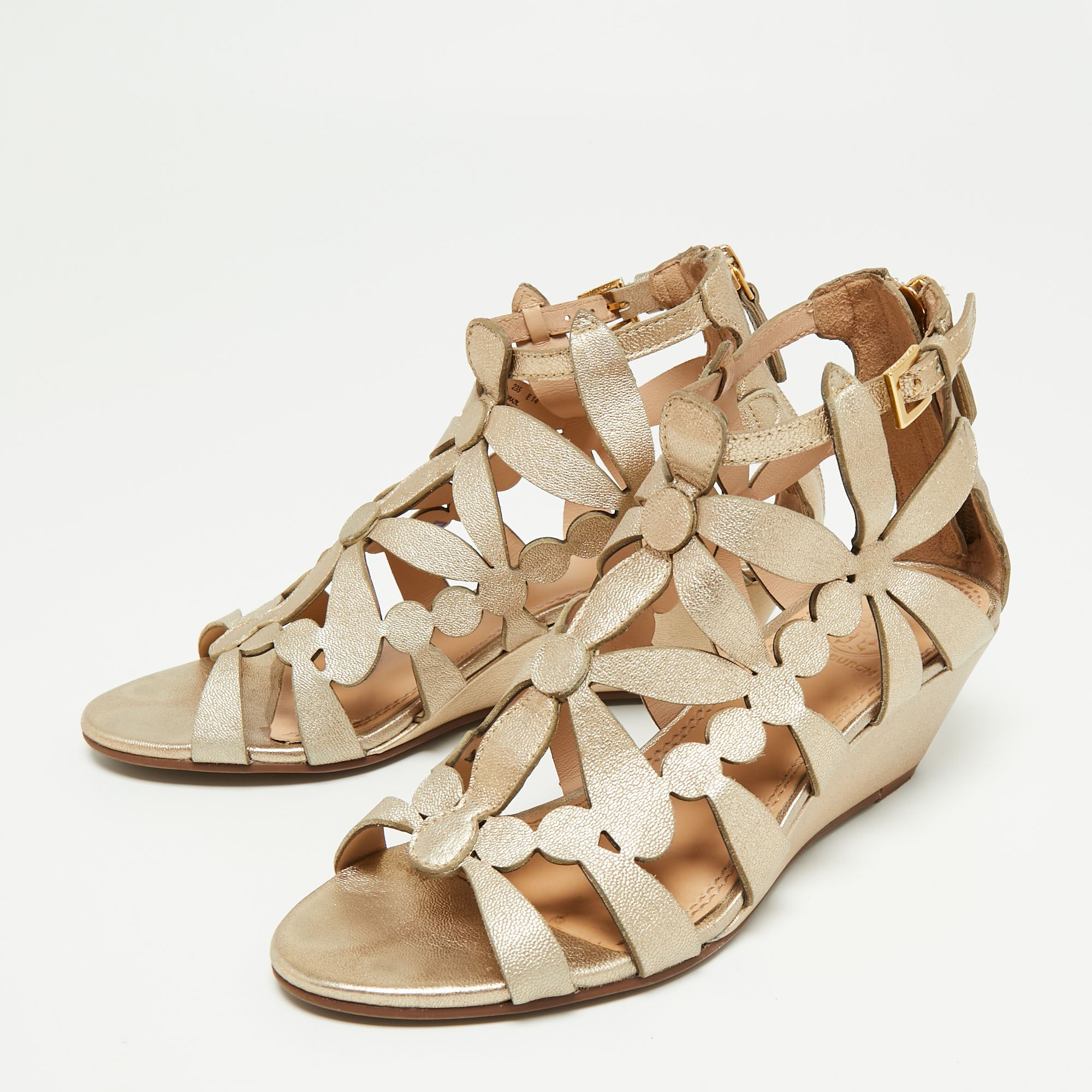 

Tory Burch Metallic Gold Leather Laser Cut Sandals Size