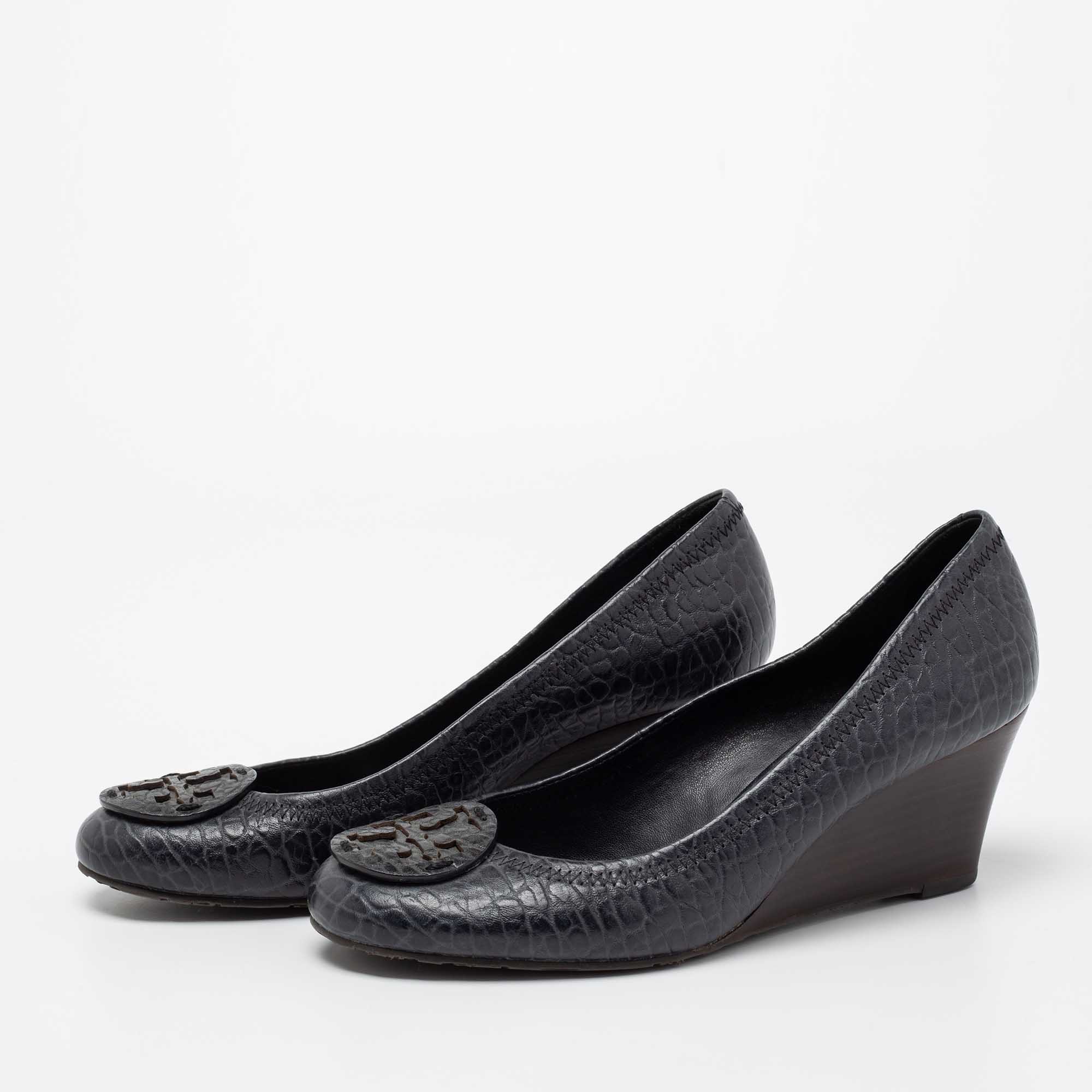 

Tory Burch Navy Blue Leather Wedge Pumps Size