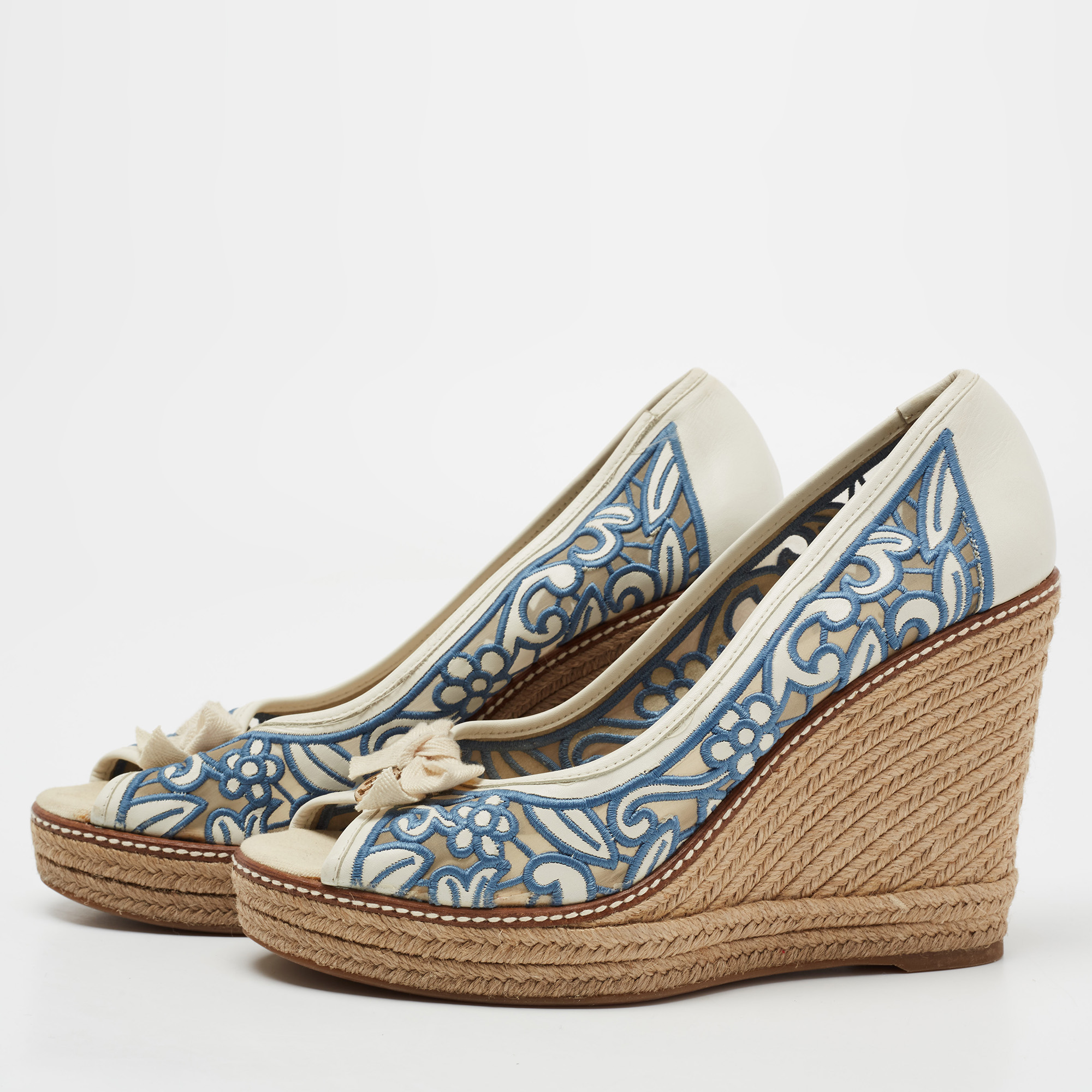 

Tory Burch White/Blue Lace And Leather Jackie Peep Toe Espadrille Platform Wedge Pumps Size