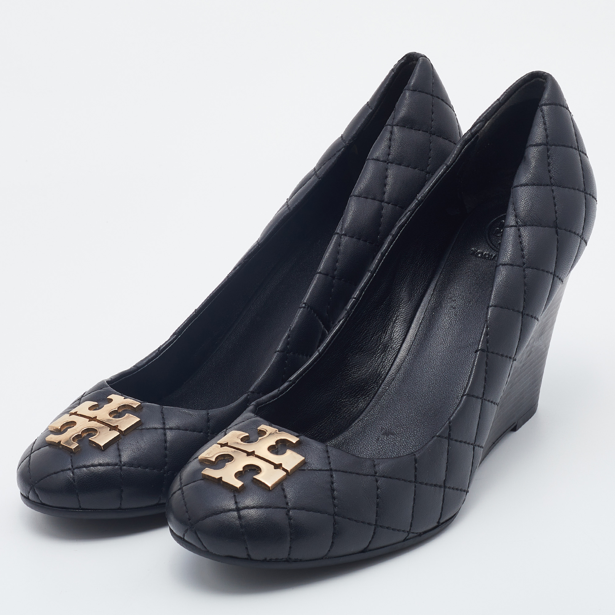 

Tory Burch Black Quilted Leather Wedge Pumps Size