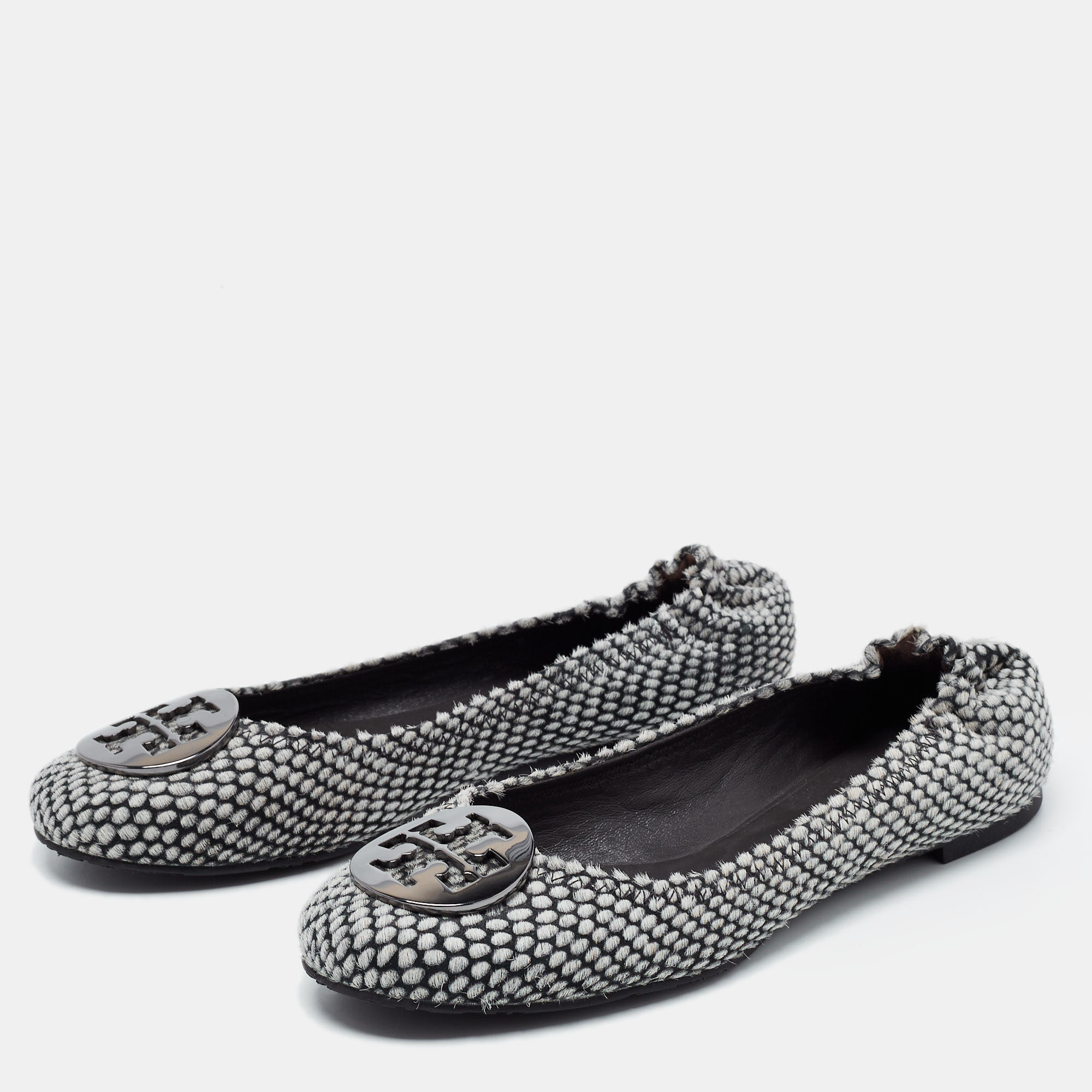 

Tory Burch Grey/Black Calf Hair Minnie Scrunch Ballet Flats Size