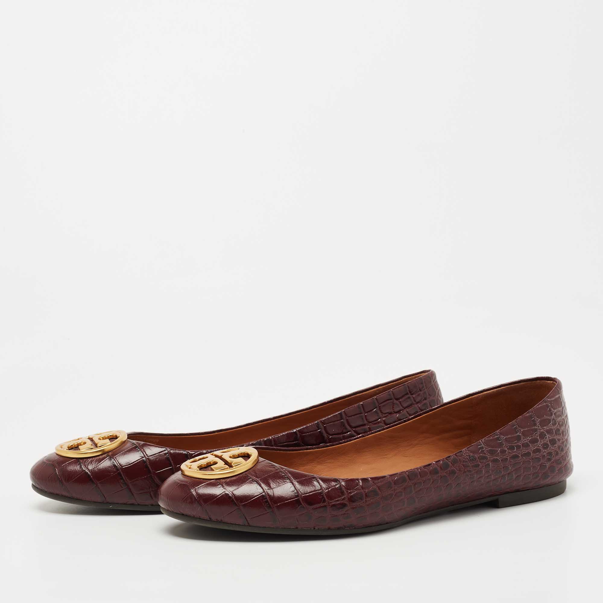 

Tory Burch Burgundy Croc Embossed Leather Chelsea Ballet Flats Size