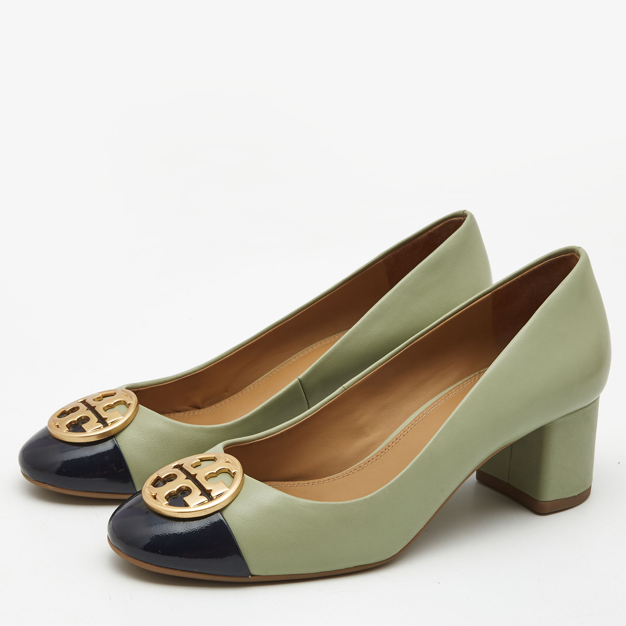 

Tory Burch Green/Navy Blue Patent and Leather Chelsea Pumps Size