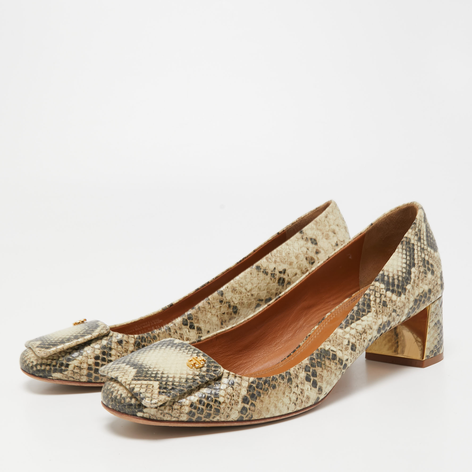 

Tory Burch Beige/Black Python Embossed Leather Pumps Size