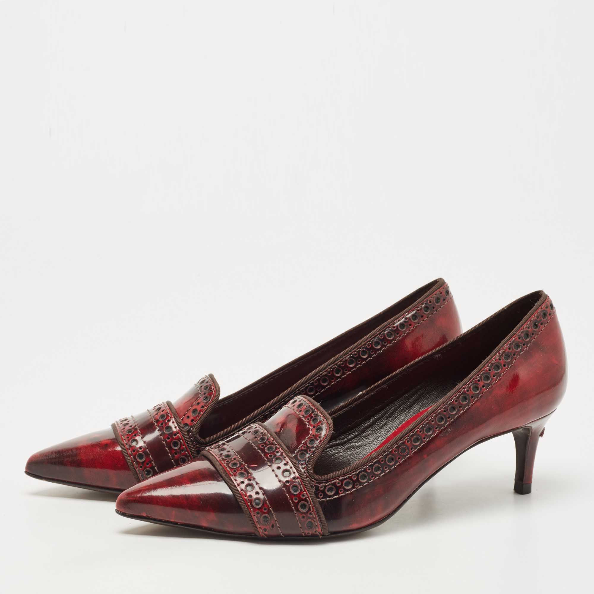 

Tory Burch Red/Black Leather Eyelet Pointed Toe Kitten Heel Pumps Size, Burgundy