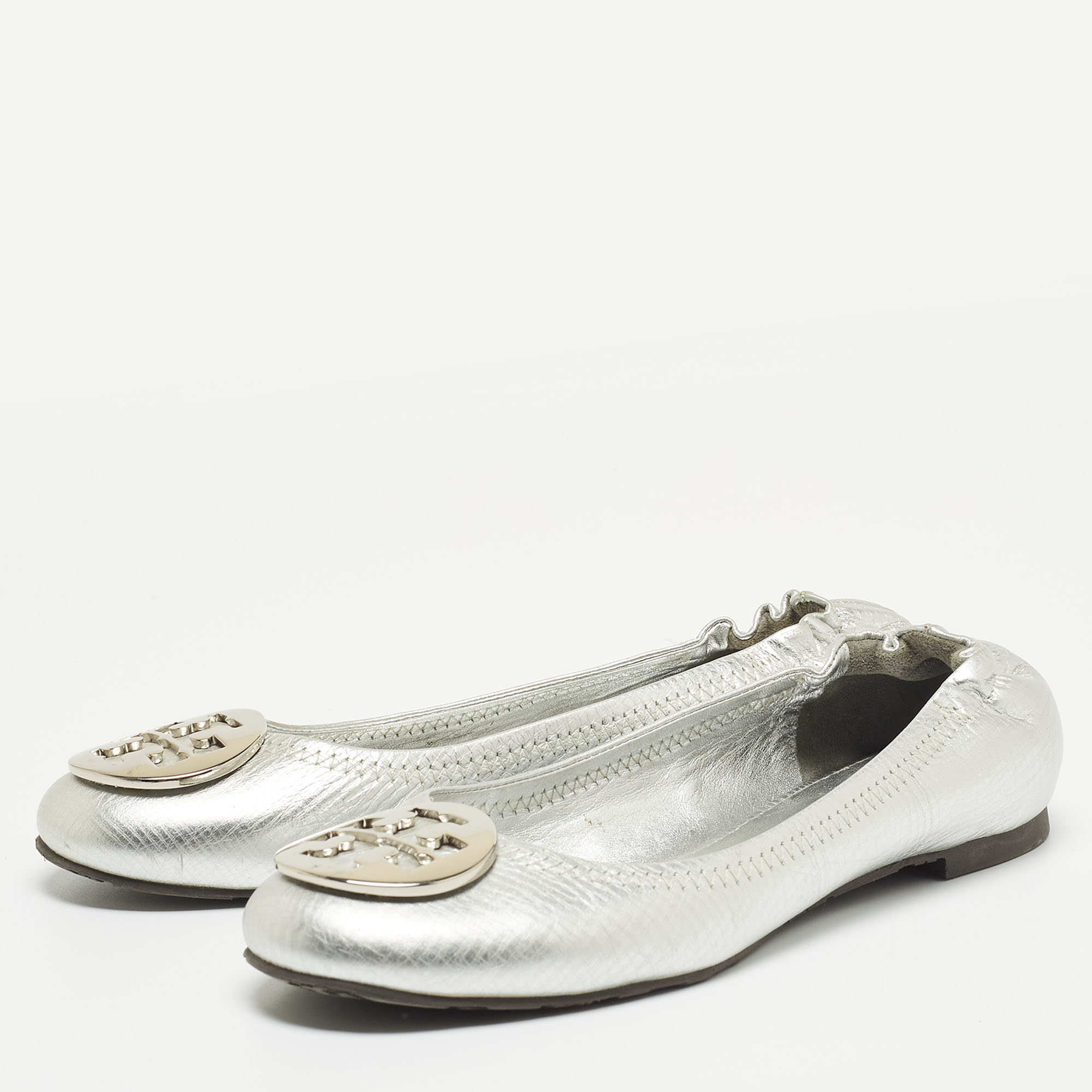 

Tory Burch Silver Leather Lowell Scrunch Ballet Flats Size