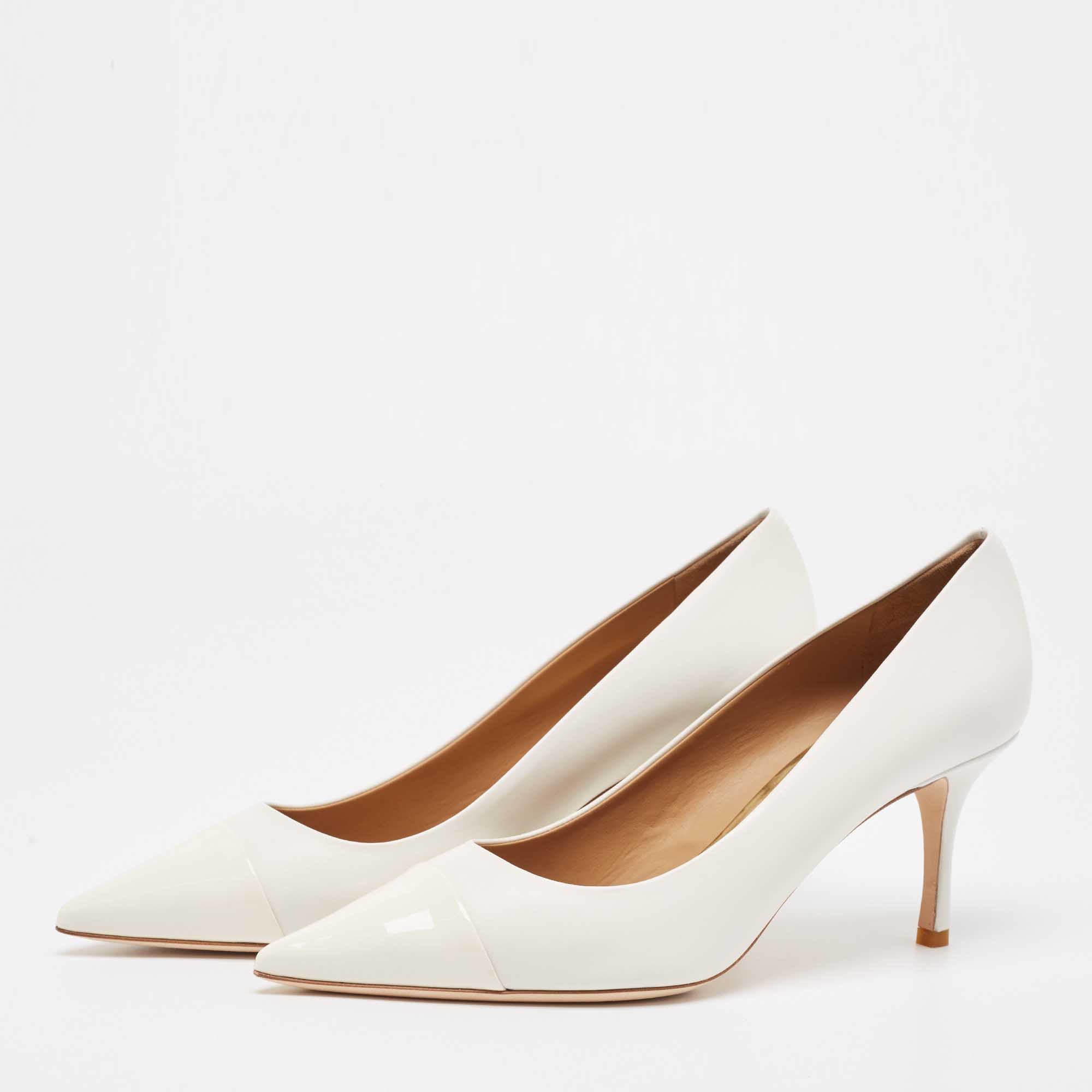

Tory Burch White Patent and Leather Penelope Pumps Size
