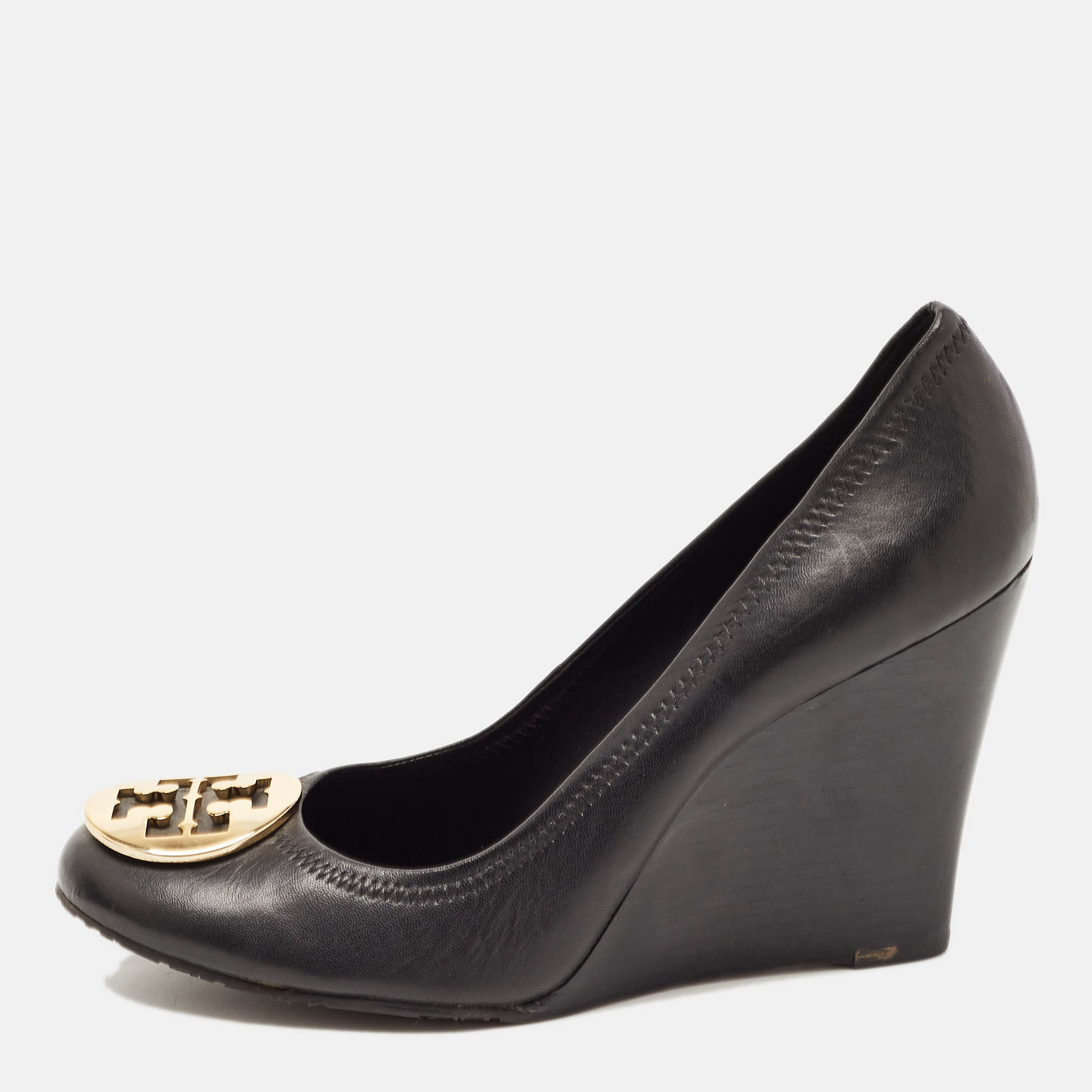 

Tory Burch Black Leather Chelsea Wedge Pumps Size