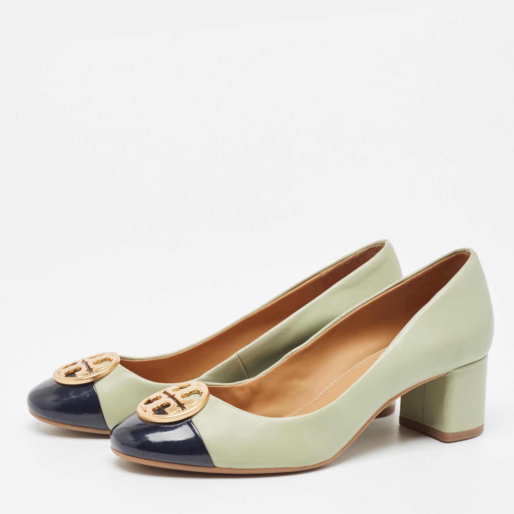

Tory Burch Green/Black Patent and Leather Chelsea Pumps Size, Grey