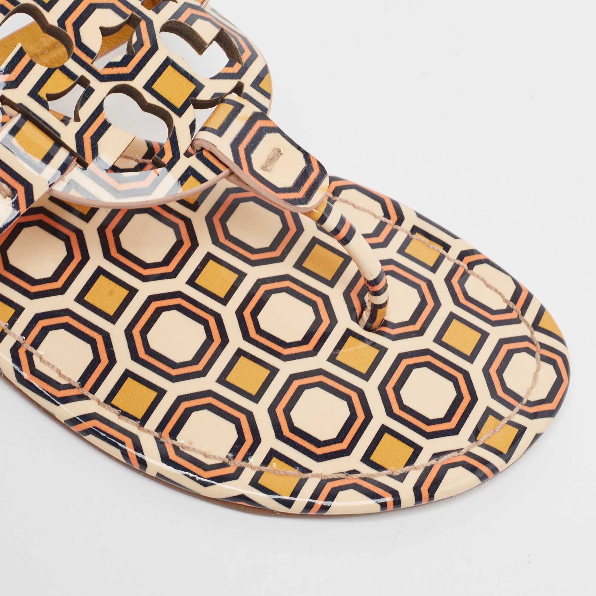Tory Burch Yellow Patent Thong Flat Slides Size 39 