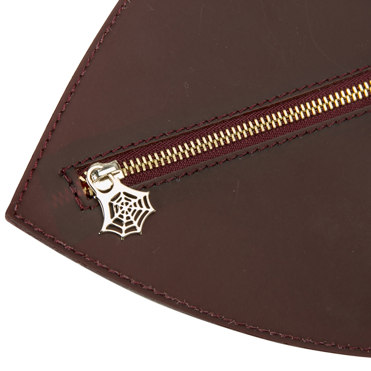 Shop Pre-owned Charlotte Olympia Bordeaux Pvc Lip Clutch In Burgundy