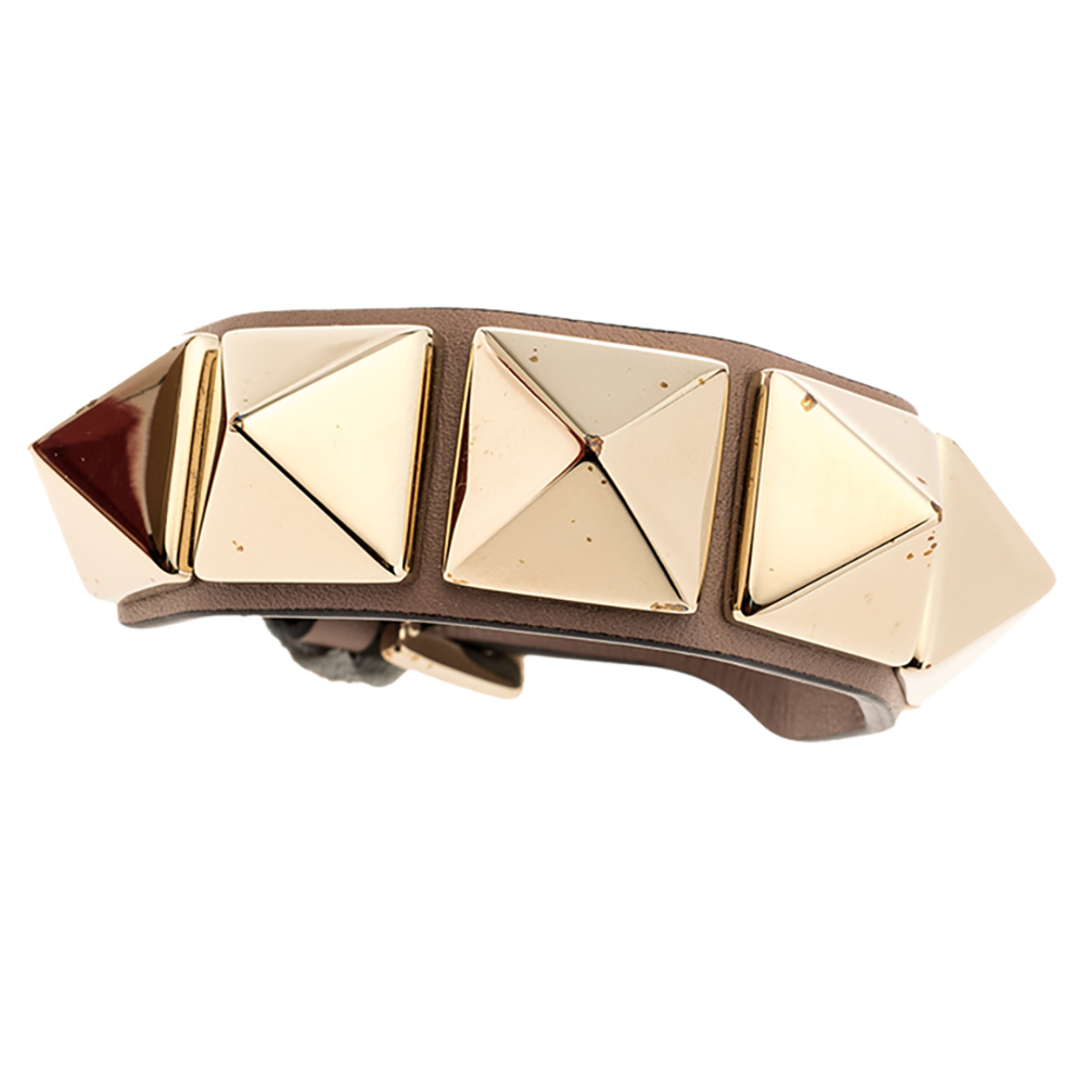

Valentino Poudre Leather Rockstud Bracelet, Beige