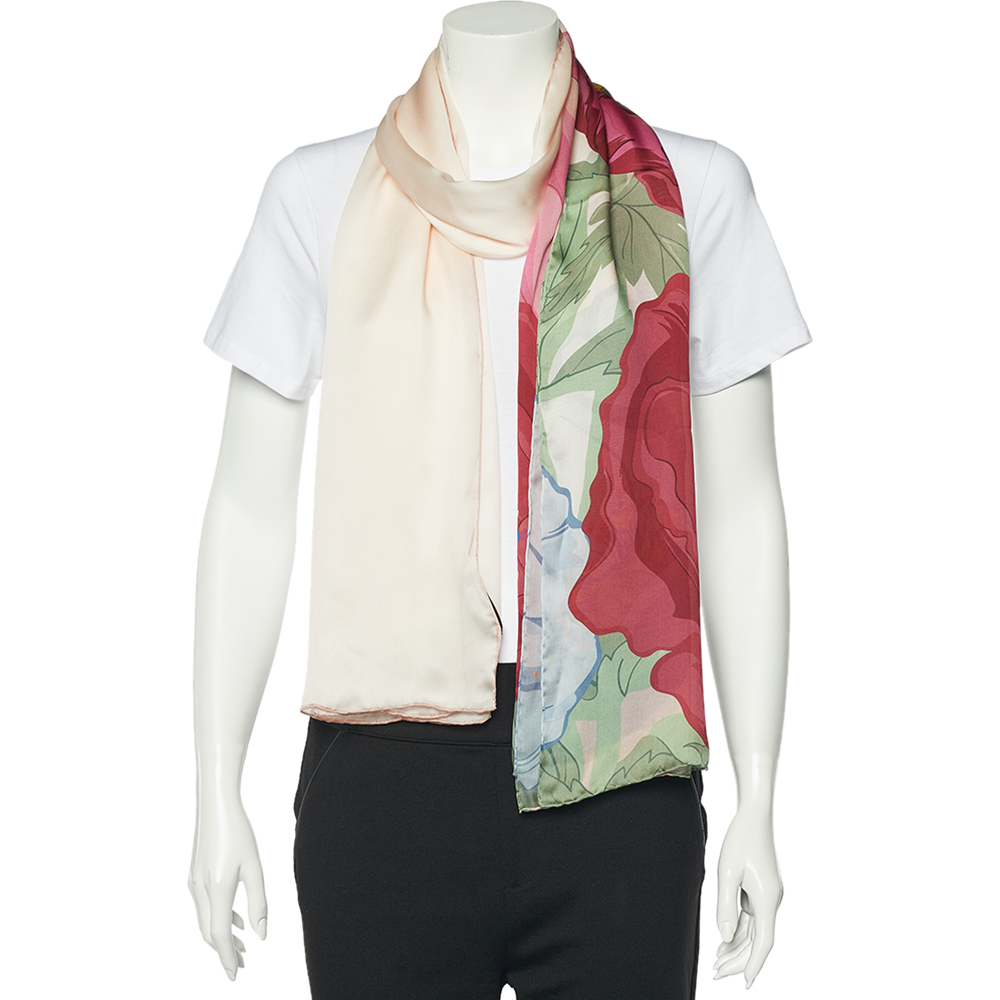 

Valentino Light Pink Macro Floral Printed Silk Stole