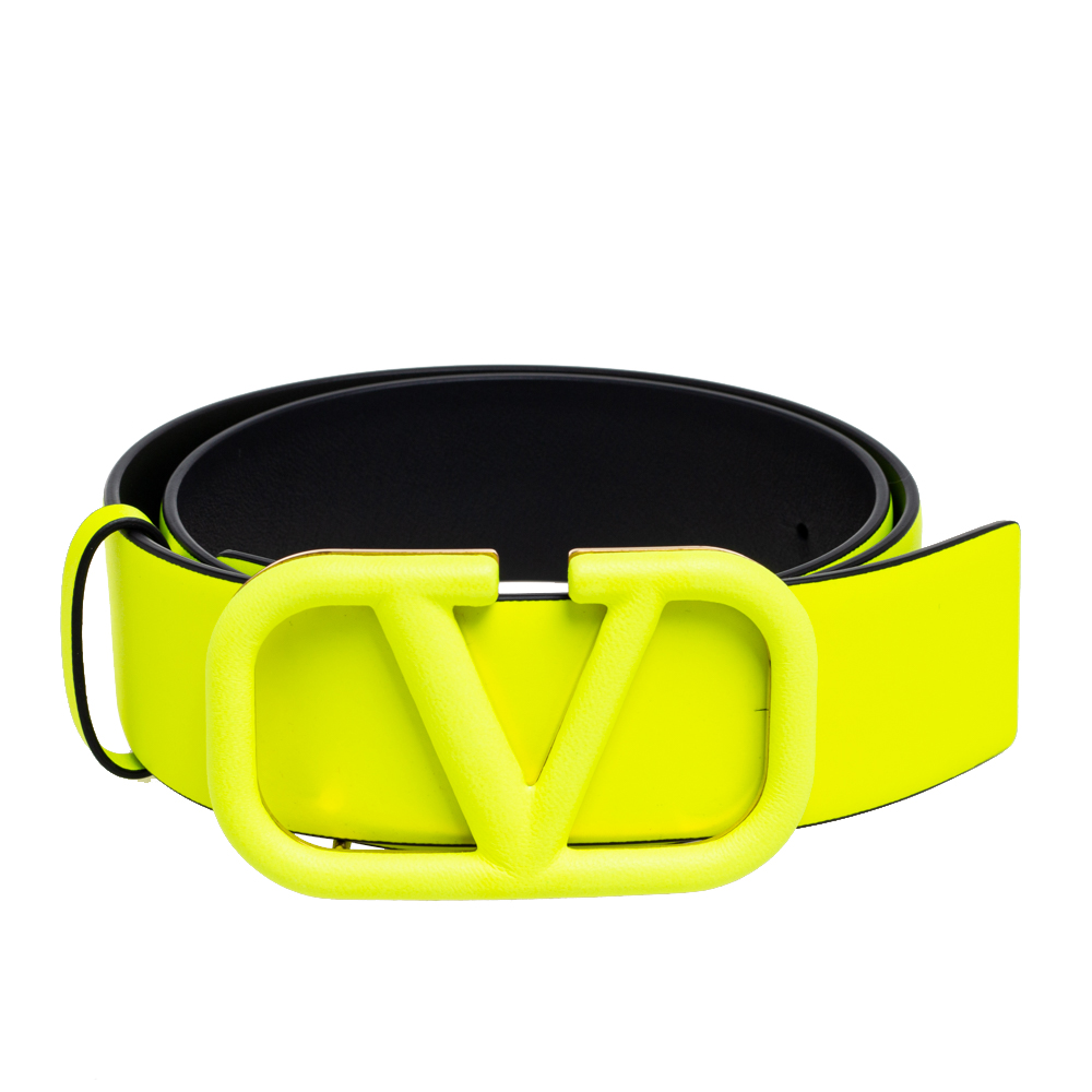 

Valentino Lime/Nero VLogo Signature Buckle Belt, Yellow