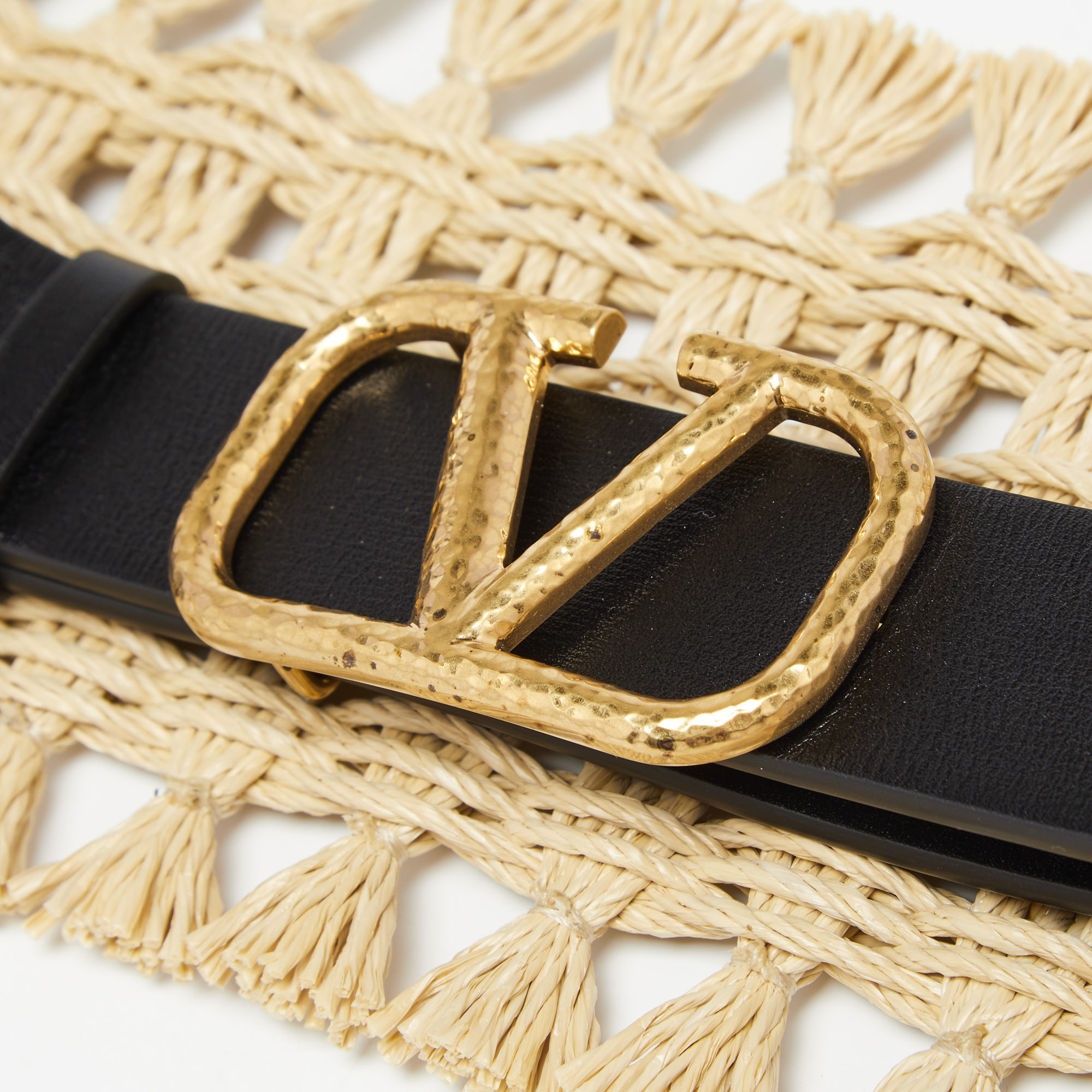 

Valentino Black/Cream Woven Raffia and Leather VLogo Waist Belt