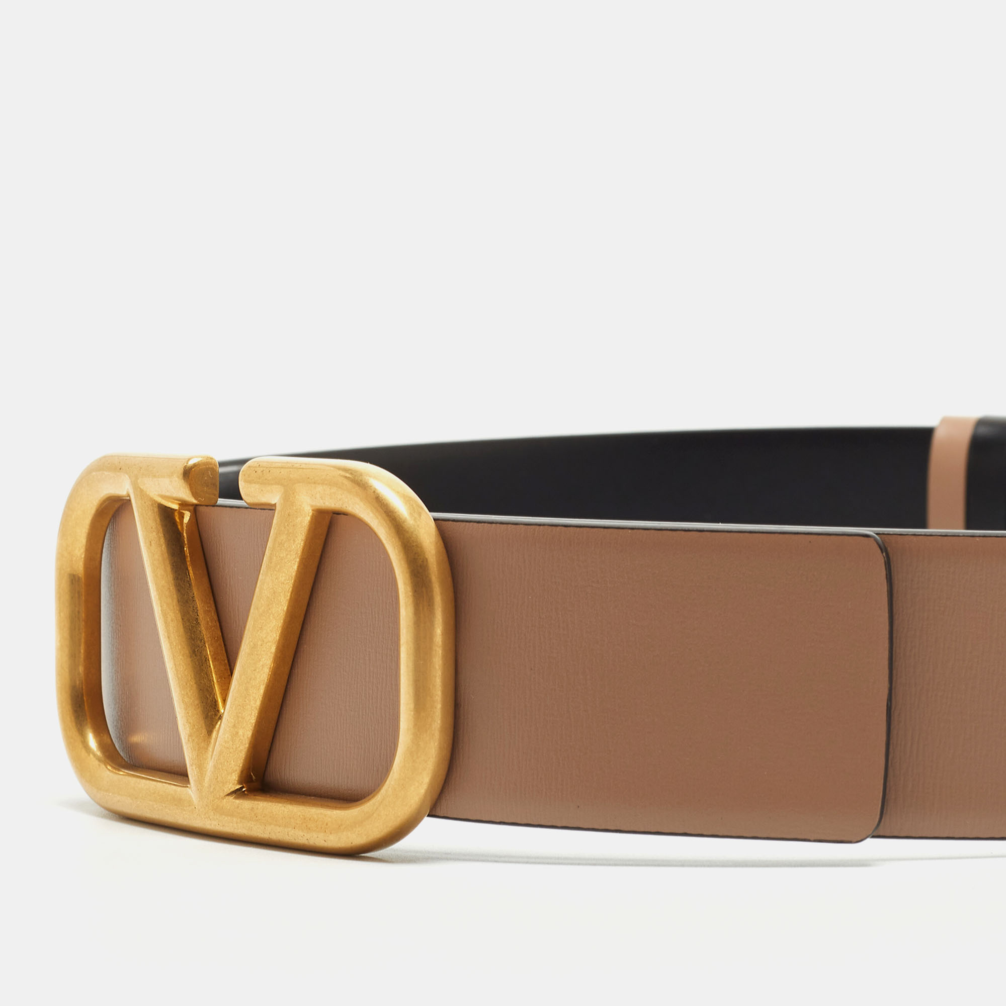 

Valentino Beige/Black Leather VLogo Reversible Waist Belt