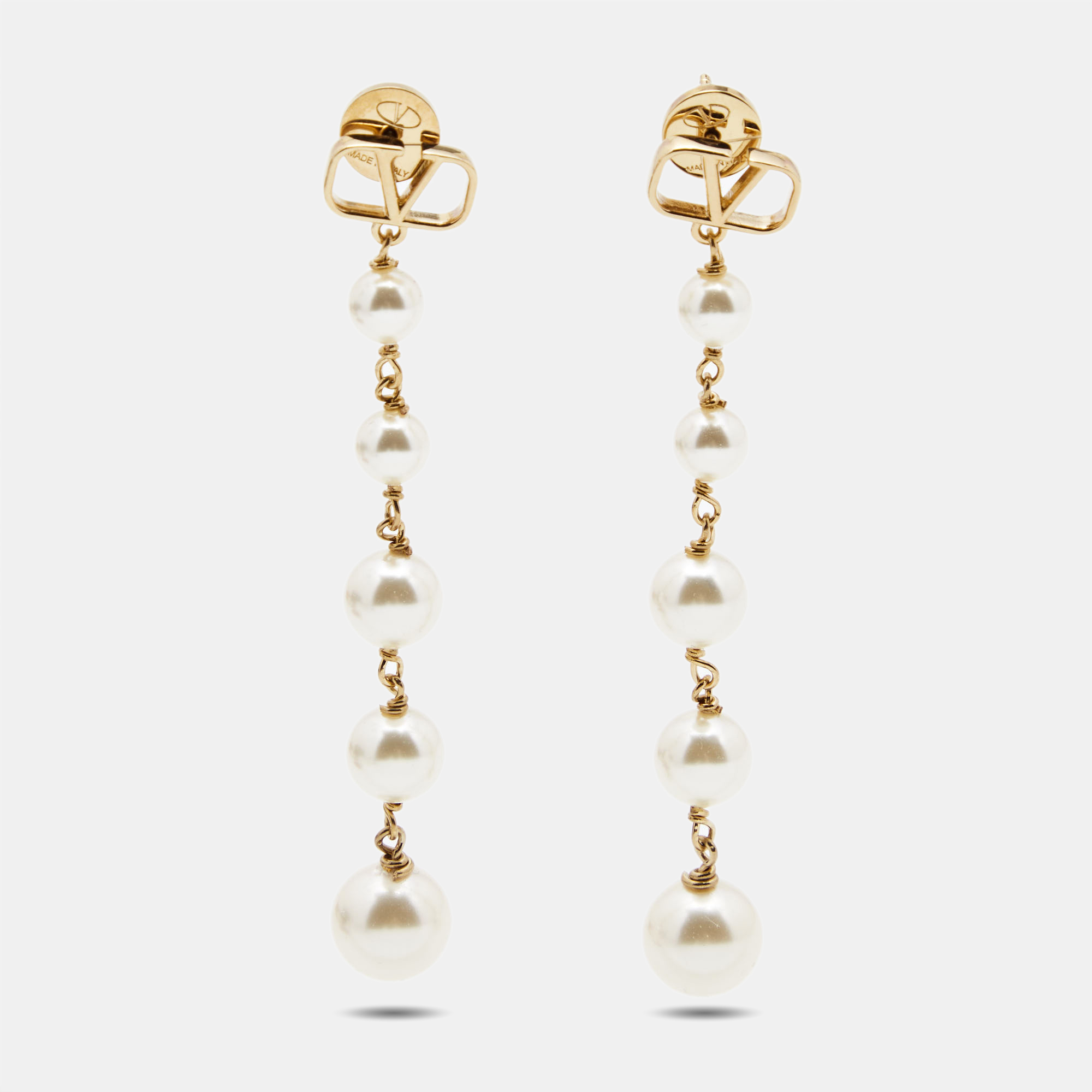 Pre Owned Valentino Vlogo Faux Pearl Gold Tone Earrings