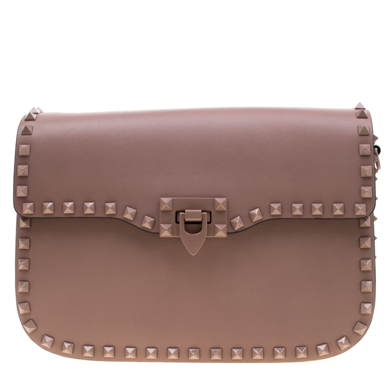 valentino rockstud clutch poudre