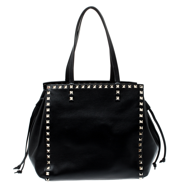 Pre Owned Valentino Black Leather Rockstud Tote