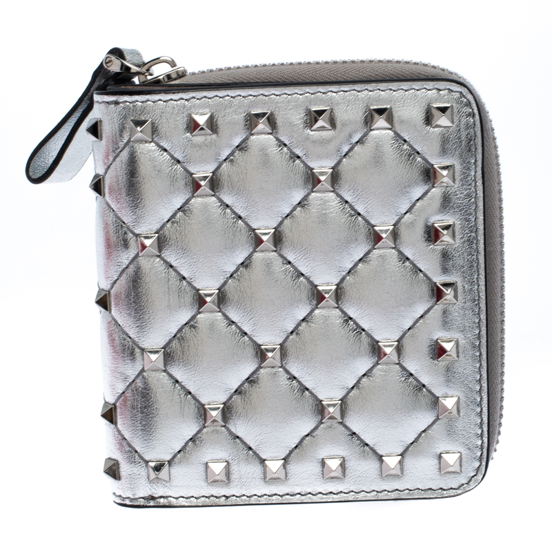 Pre Owned Valentino Silver Leather Rockstud Spike Zip Around Wallet