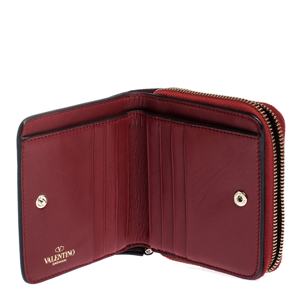 

Valentino Rosso V. Soft Leather Rockstud Spike Compact Wallet, Red