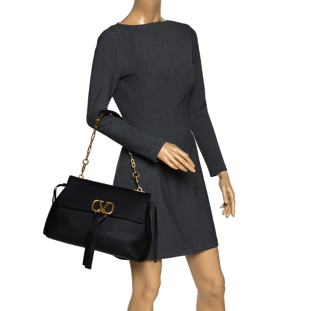 

Valentino Black Leather Vring Chain Shoulder Bag