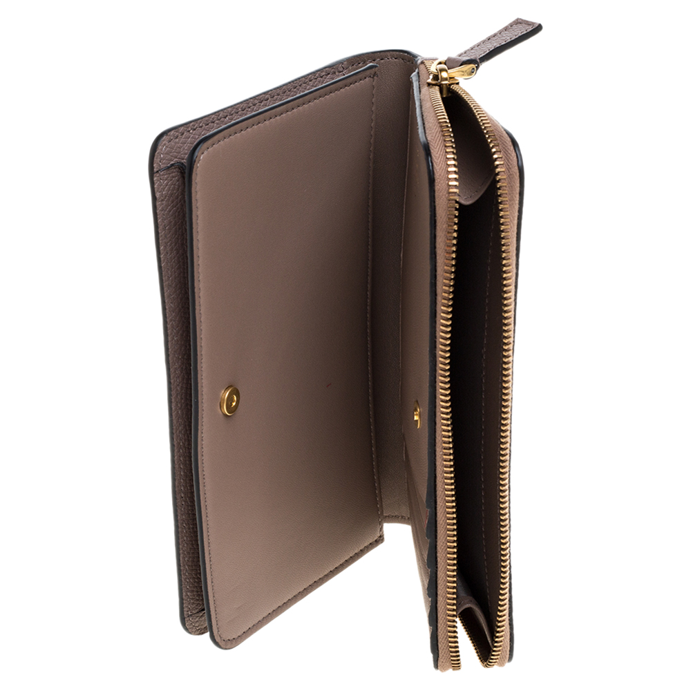 

Valentino Clay Leather VLOGO Wallet, Grey