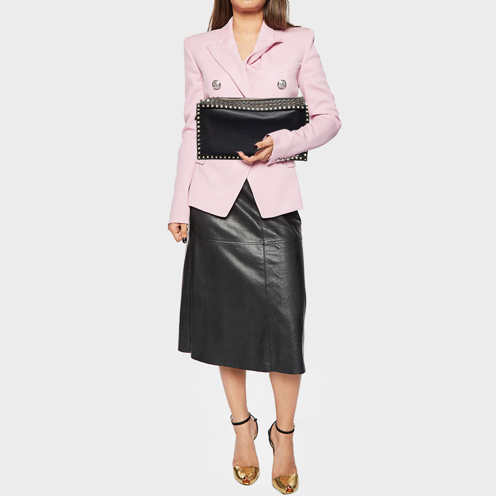

Valentino Black Leather Rockstud Clutch
