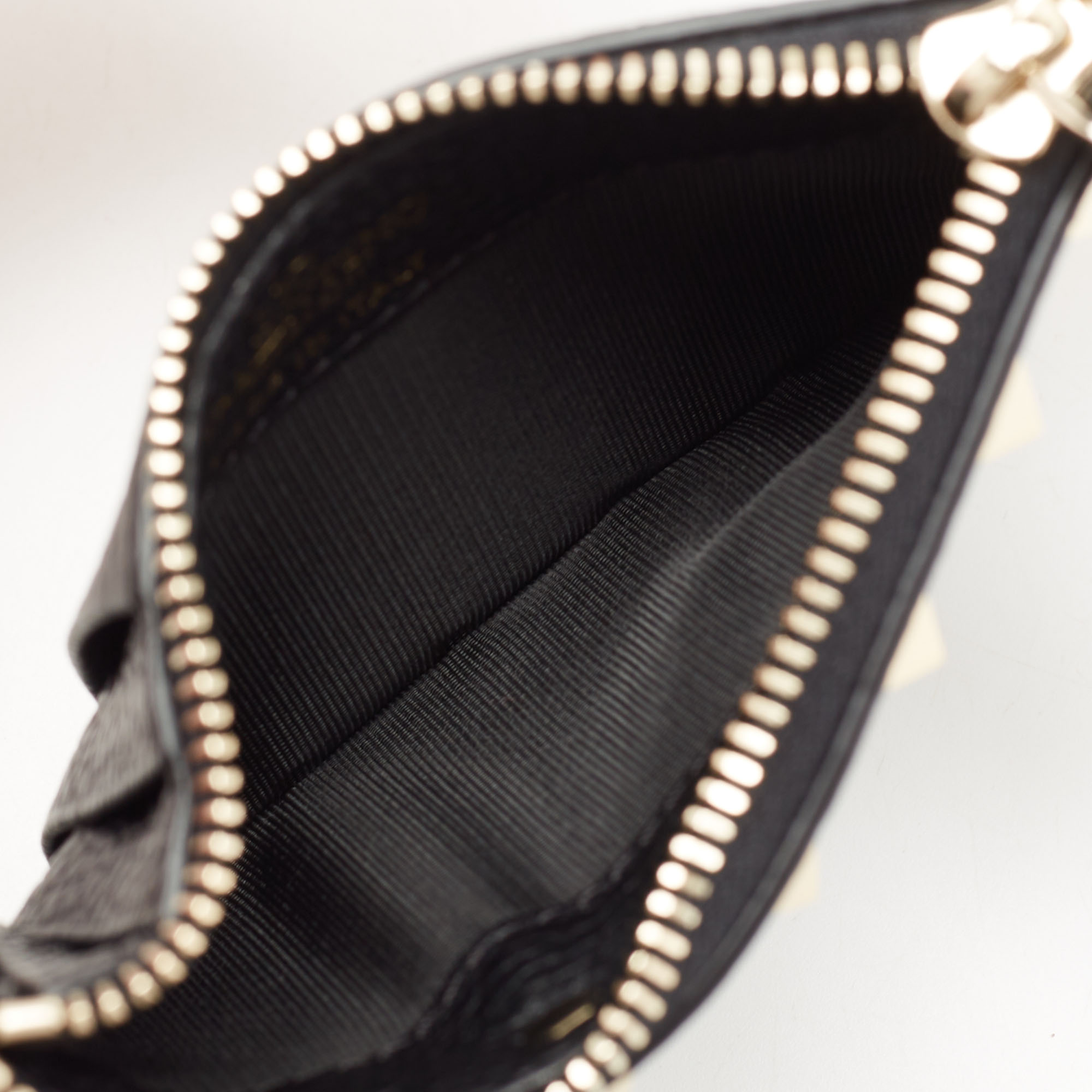 

Valentino Black Leather Rockstud Wallet