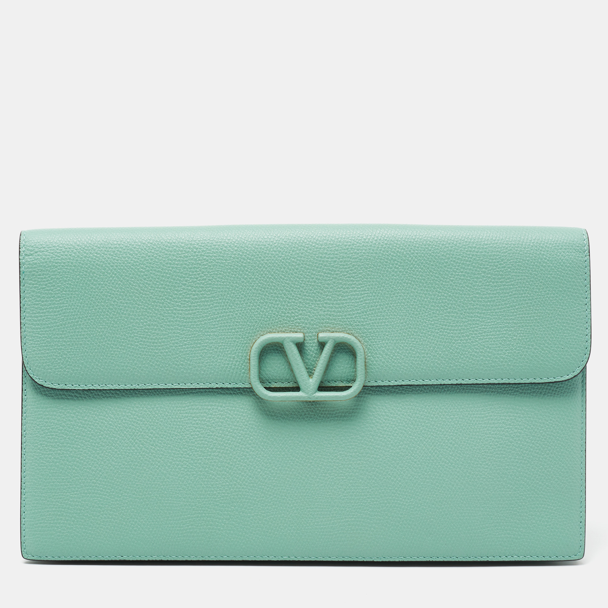 مملوكة مسبقًا Valentino Mint Green Leather Large VLOGO Clutch