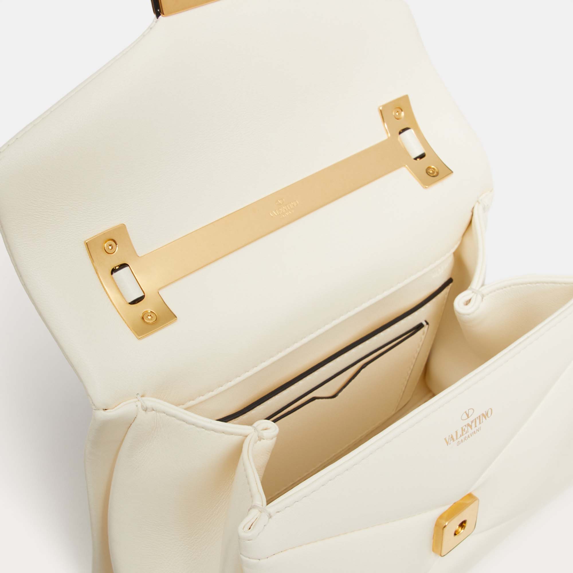 

Valentino Off-White Leather One Stud Top Handle Bag