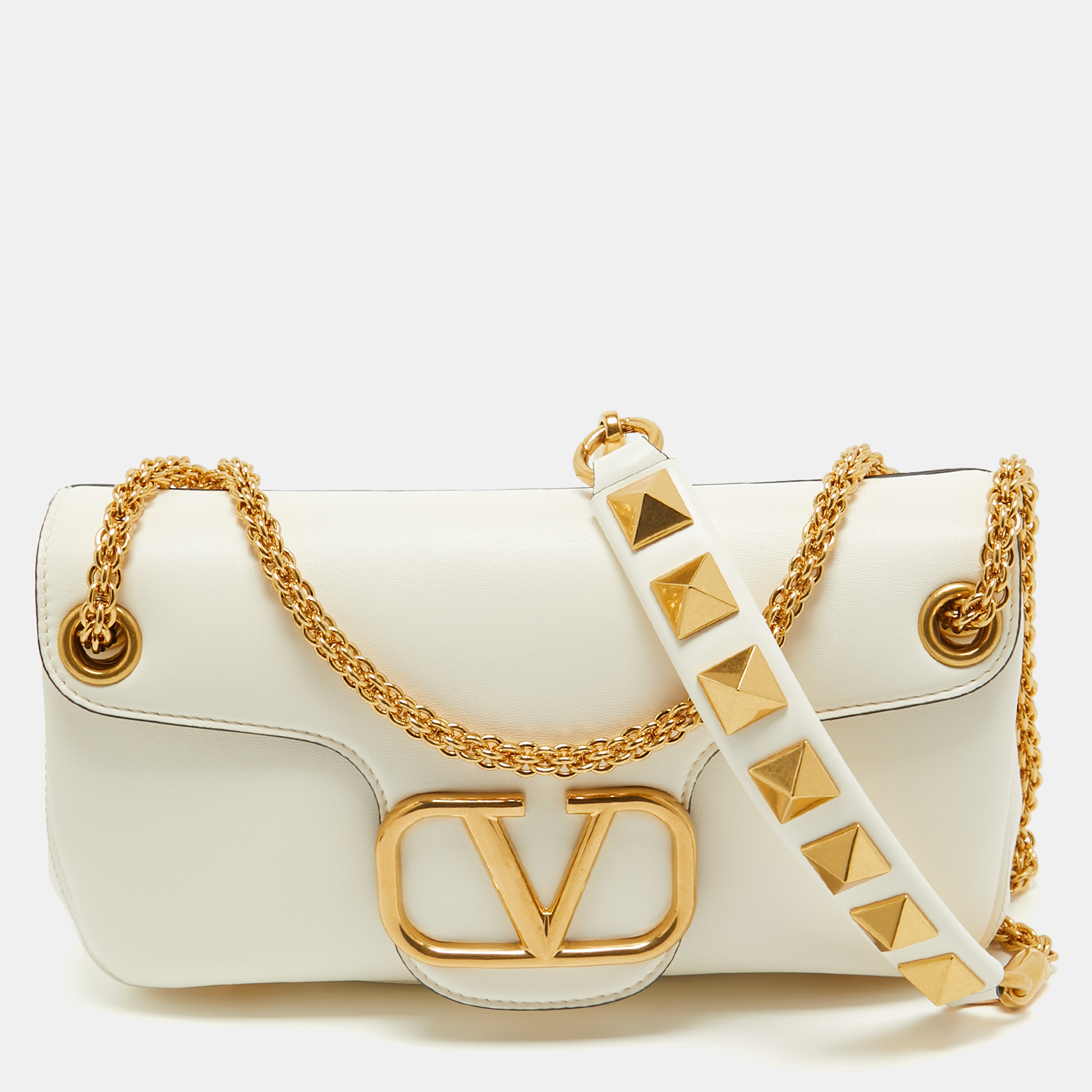 Pre Owned Valentino Ivory Leather Stud Sign Shoulder Bag