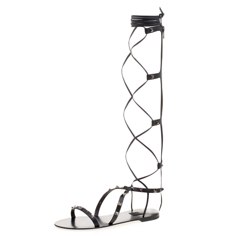 Pre Owned Valentino Black Leather Knee High Rockstud Gladiator Sandals Size 40.5