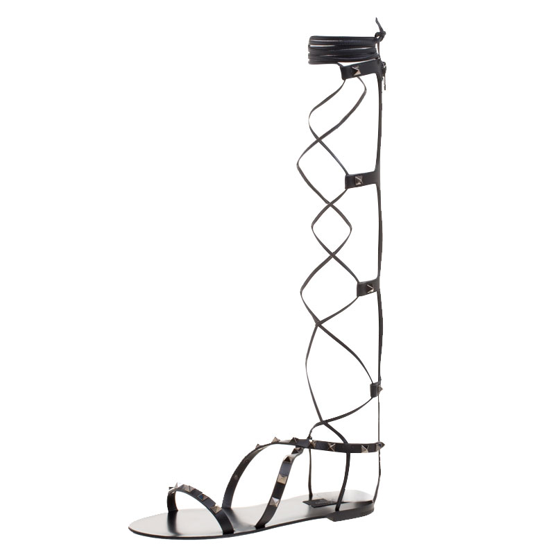 Pre Owned Valentino Black Leather Knee High Rockstud Gladiator Sandals Size 38
