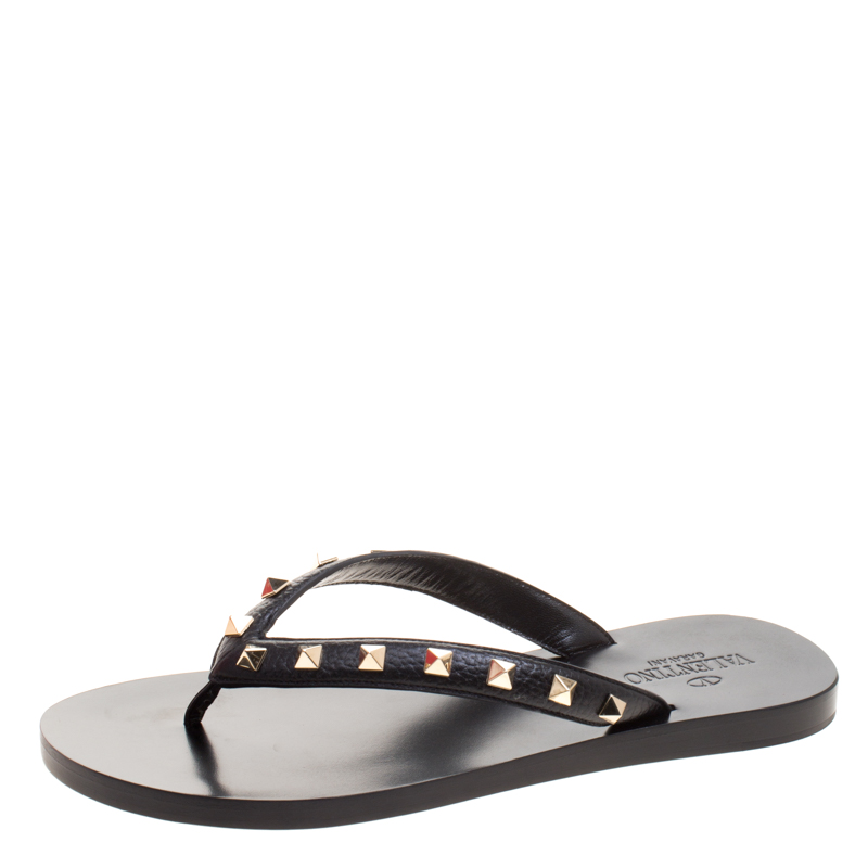 rockstud thong sandal